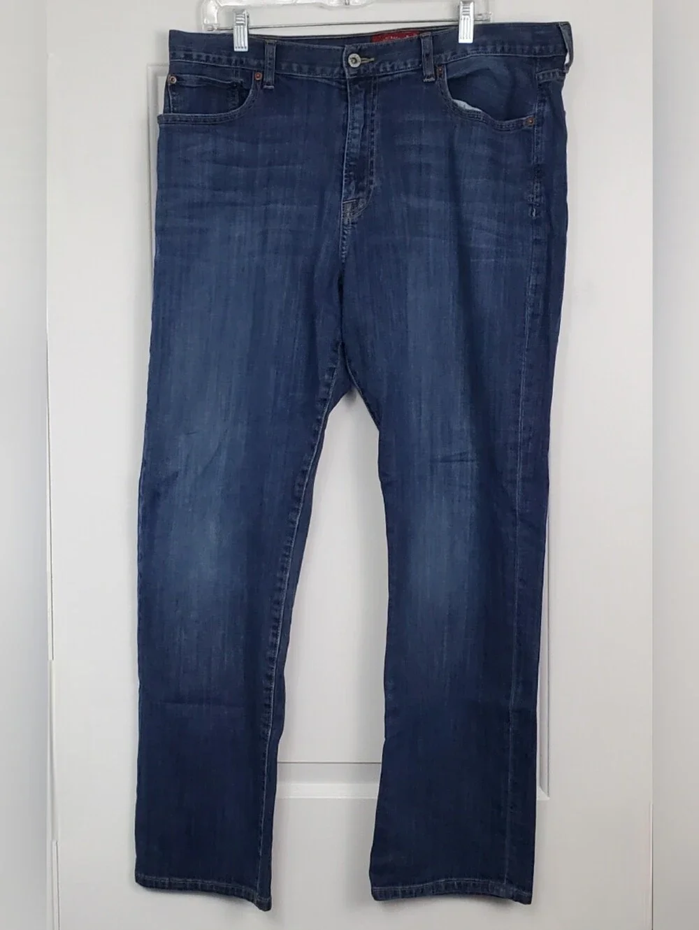 Lucky Brand Mens 429 Classic Straight Denim Jeans - Size 38 x 32 - EUC
